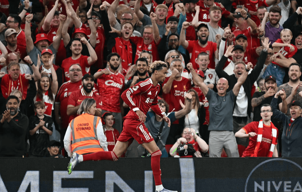 爱游戏入口-利物浦前瞻萨拉赫冲索帅进球纪录 两新援迎首秀